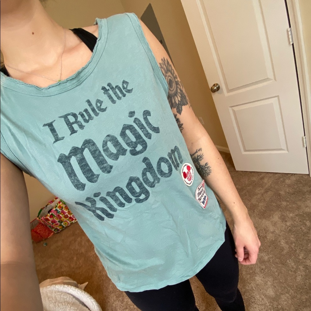 DISNEY tank